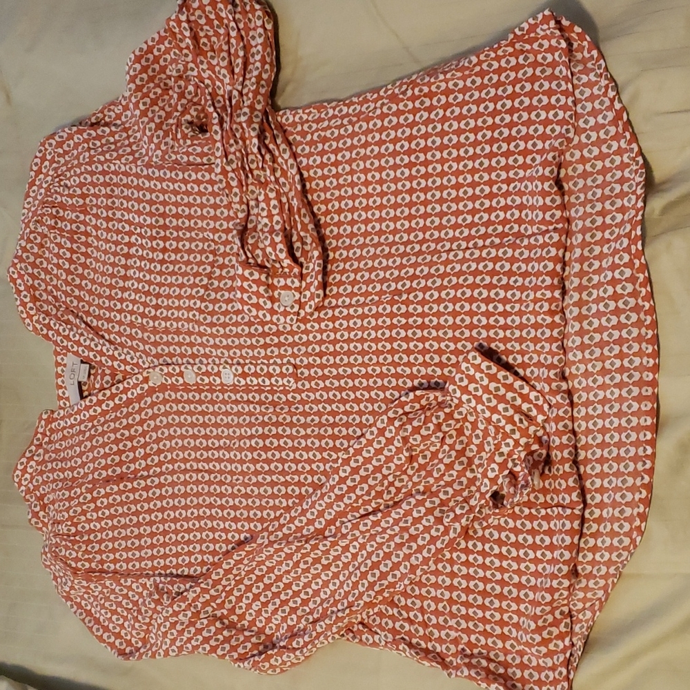 💝 $8 or 4/$20! Ann Taylor LOFT Peach & Gray Lightweight Rayon Top Size S Petite
